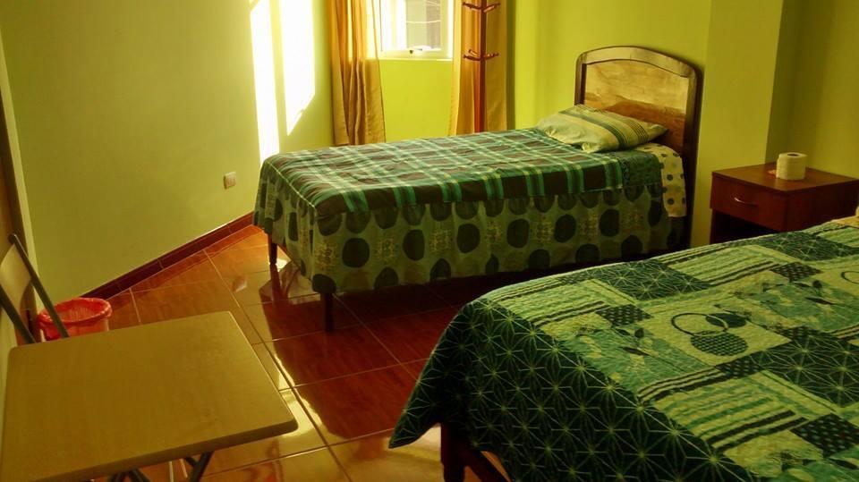 Hostal Puerto Ingles Ilo Bilik gambar