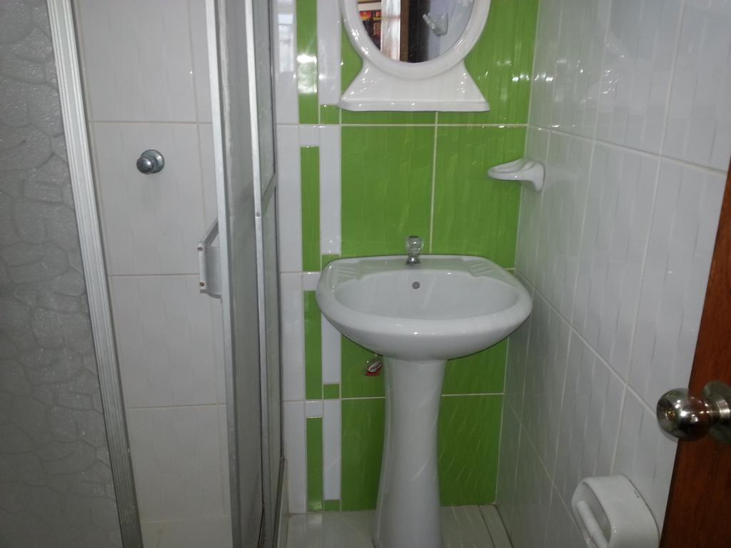 Hostal Puerto Ingles Ilo Luaran gambar