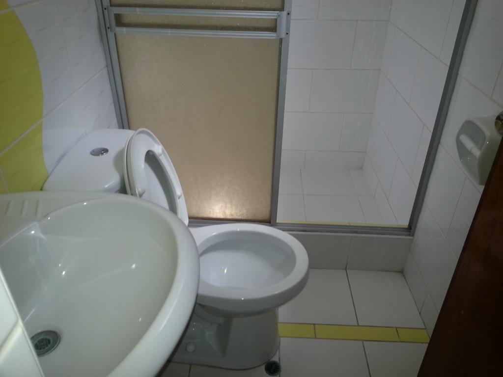 Hostal Puerto Ingles Ilo Luaran gambar